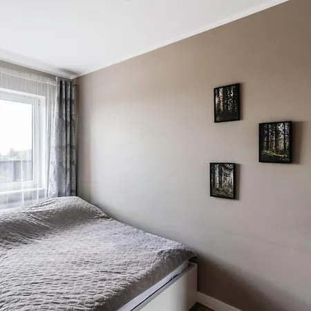 Z Tarasem I Miejscem Postojowym Апартаменты *