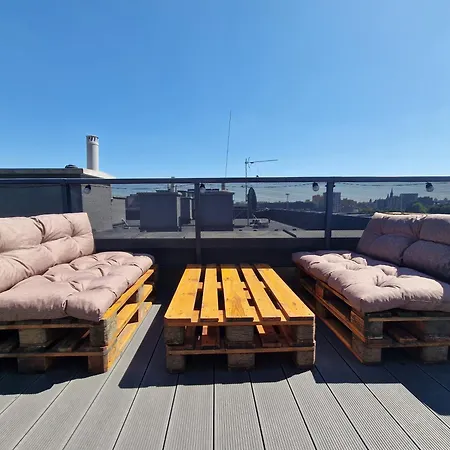 شقة Z Tarasem I Miejscem Postojowym فروتسواف